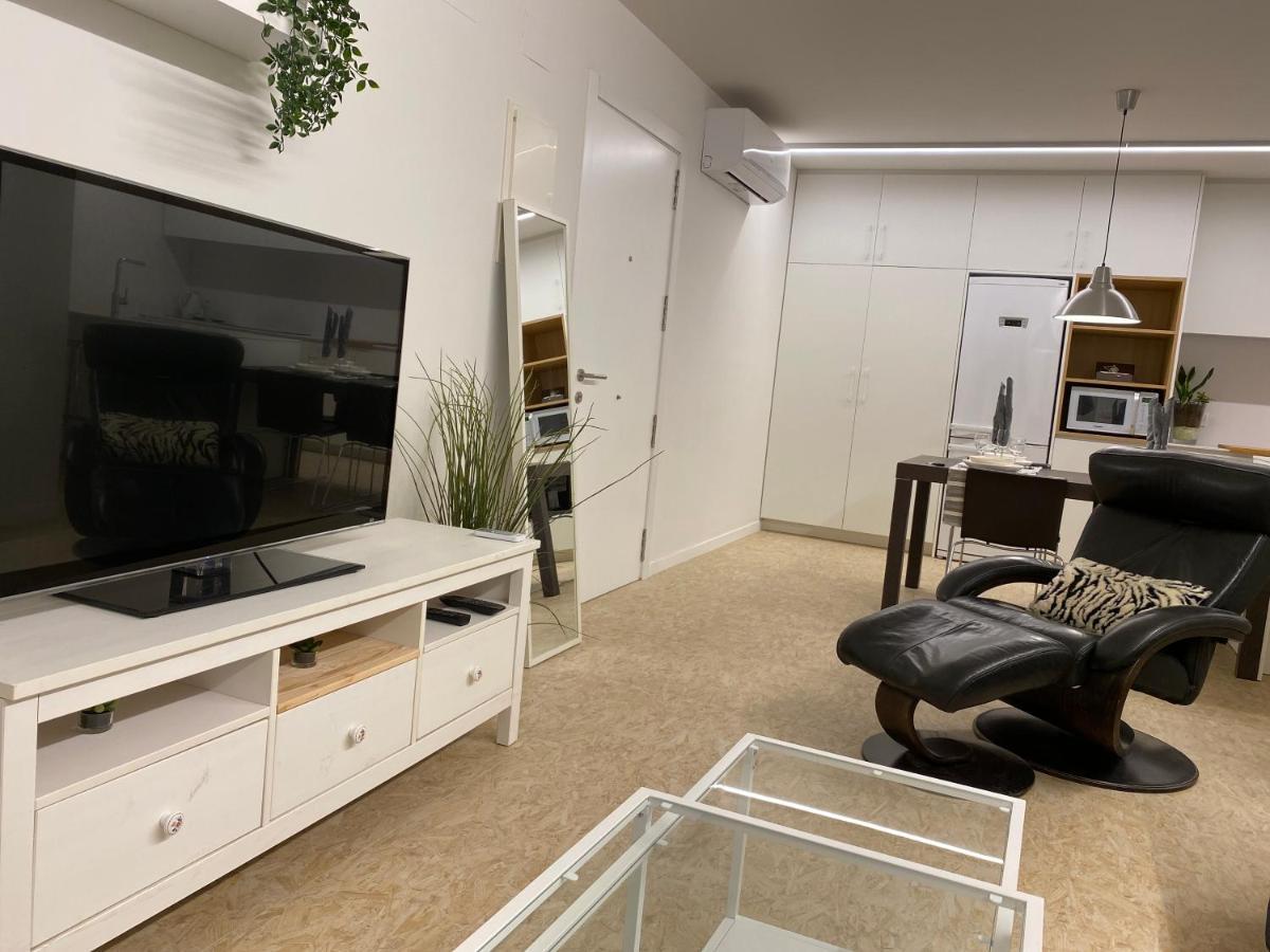 Jasalpi Unico Apartamento Delante Del Lago De Баньолес Екстериор снимка