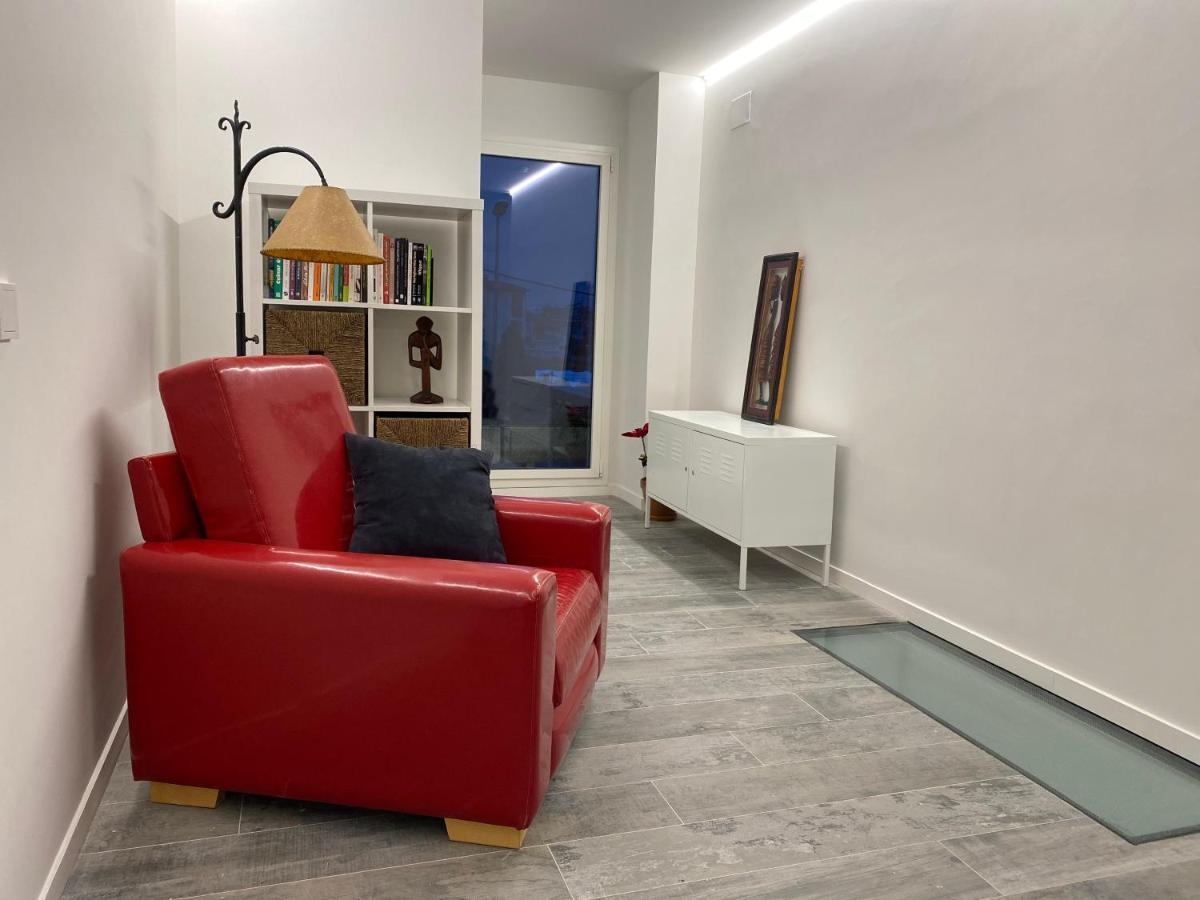 Jasalpi Unico Apartamento Delante Del Lago De Баньолес Екстериор снимка